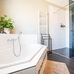 Апартаменты Design Zentral Fuer 6 In Andernach: Ausblick, Wifi, Kueche