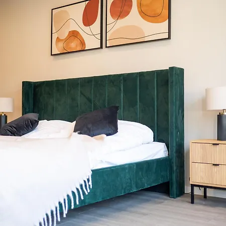 Design Zentral Fuer 6 In Andernach: Ausblick, Wifi, Kueche Appartamento Andernach