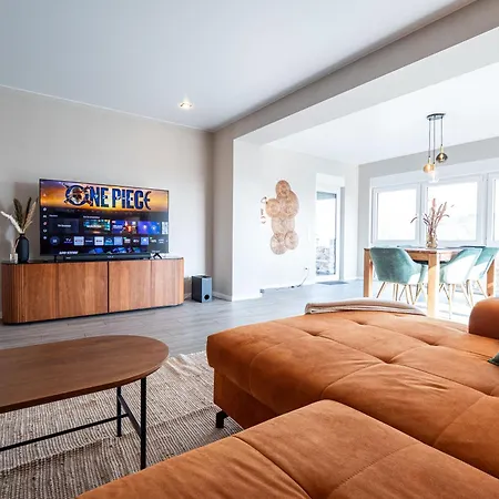 Appartamento Design Zentral Fuer 6 In Andernach: Ausblick, Wifi, Kueche