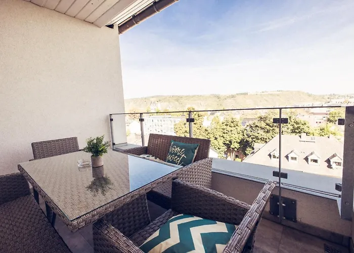 Design Zentral Fuer 6 In Andernach: Ausblick, Wifi, Kueche 公寓
