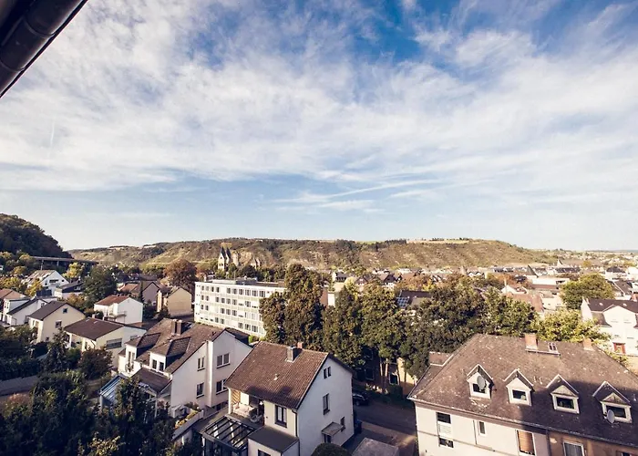 Design Zentral Fuer 6 In Andernach: Ausblick, Wifi, Kueche 安德纳赫