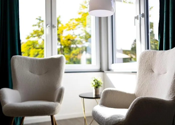 公寓 Design Zentral Fuer 6 In Andernach: Ausblick, Wifi, Kueche 安德纳赫